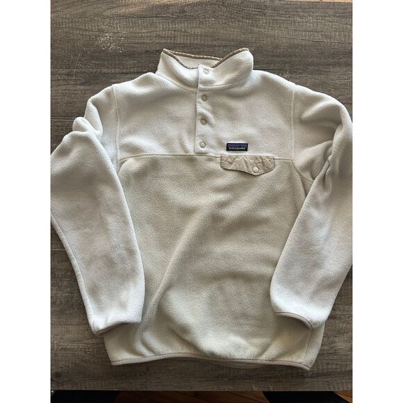 Patagonia Tops - Patagonia Women’s Lightweight Synchilla Snap-T Fleece Pullover Beige White Mediu
